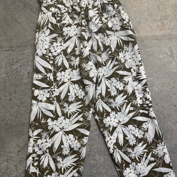 Lauren Ralph Lauren Women's Neila Green Cargo Jumpsuit Sz 6 Preppy Luxury Luxury - Picture 11 of 14